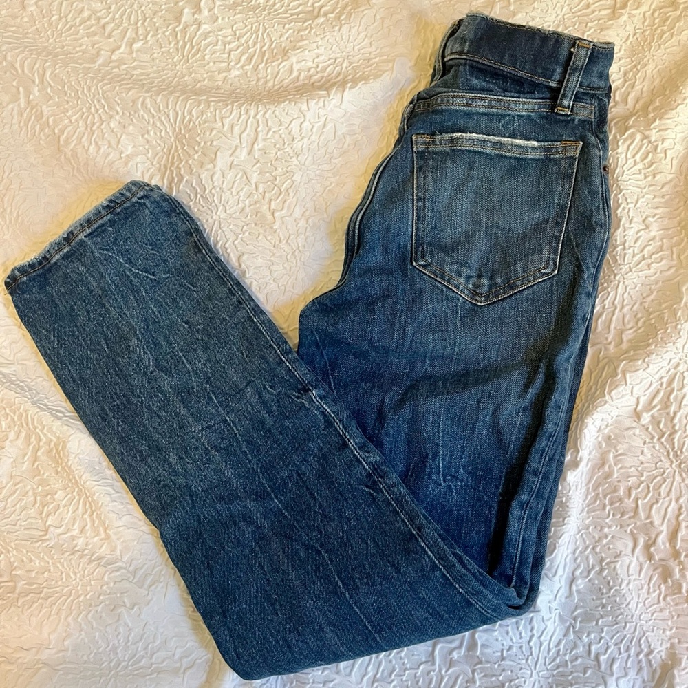 Abercrombie ‘90s Straight Ultra High Rise Jeans